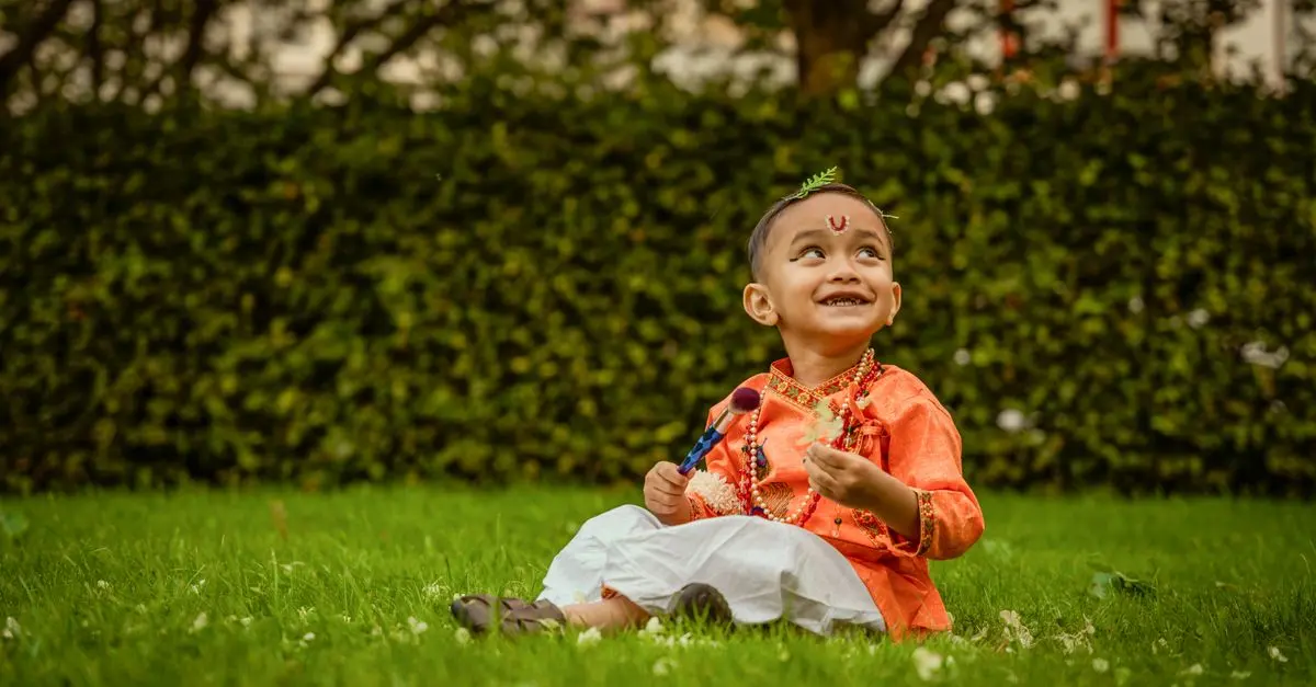 Les Meilleures Tenues de Bébé pour Chaque Saison