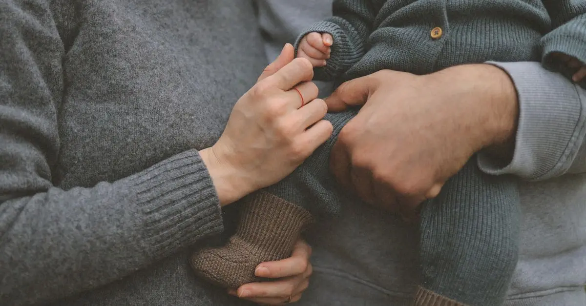 Comment Choisir des Vêtements Écoresponsables pour Bébé