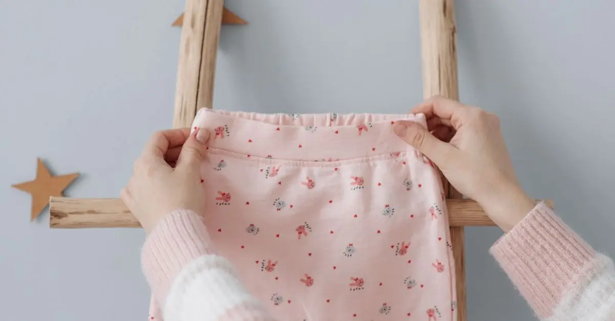 Pourquoi Choisir du Coton Bio pour les Vêtements de Bébé ?